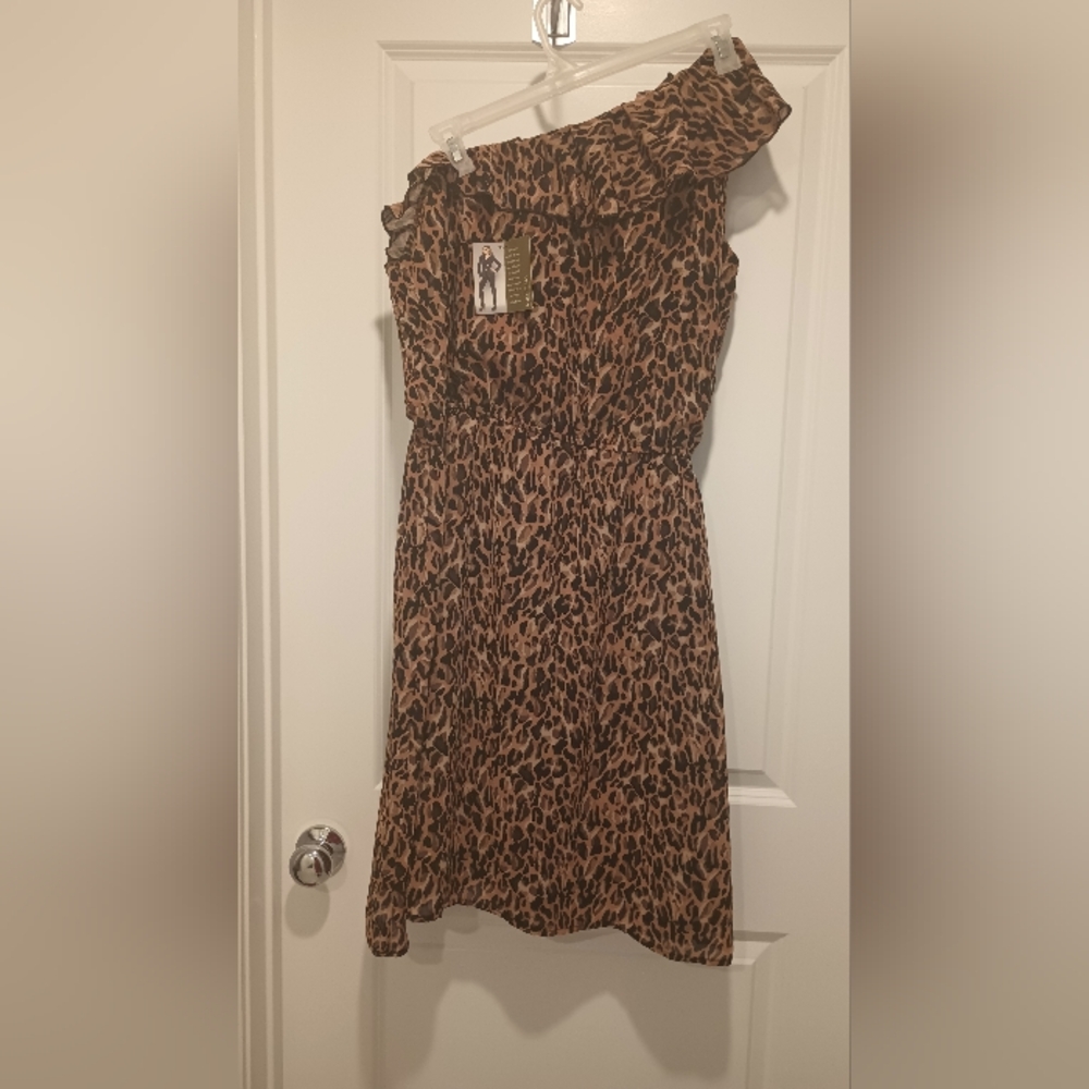 Miss Tina Brown and Cream One Shoulder Sheath Dress
